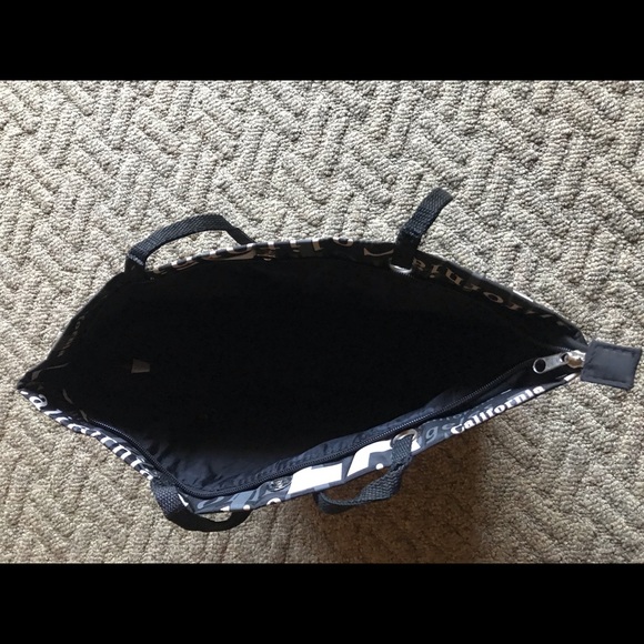 Travel Tote - Picture 5 of 7